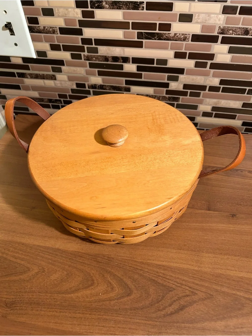 Vintage Longaberger Lidded Basket with Leather Handles - Honey Brown